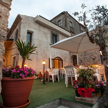Gasthof L'antico Borgo Gerace