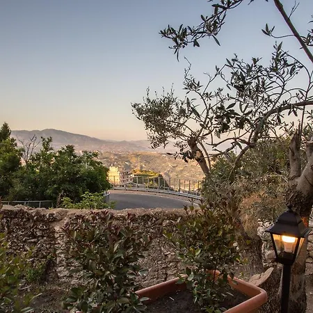 Gasthof L'antico Borgo *