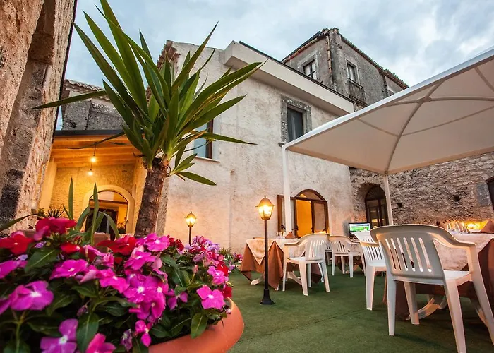 招待所 L'antico Borgo 杰拉切