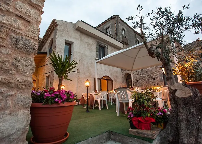 招待所 L'antico Borgo 杰拉切