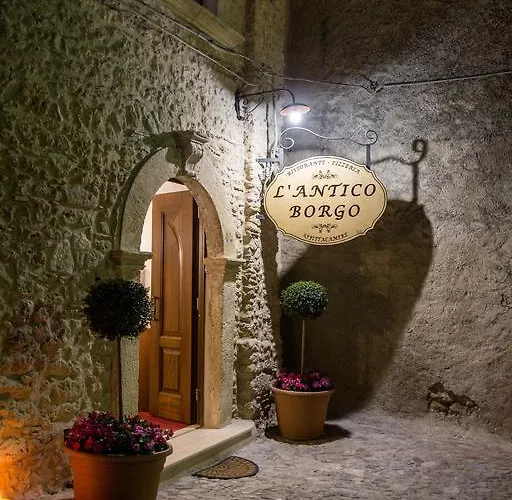 招待所 L'antico Borgo *